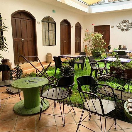 Hostal Las Puertas 산타 아나 외부 사진