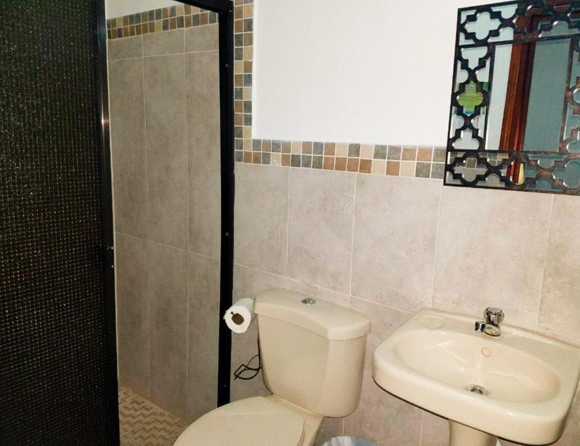 Hostal Las Puertas 산타 아나 외부 사진