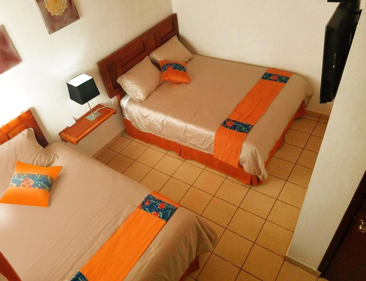 Hostal Las Puertas 산타 아나 외부 사진